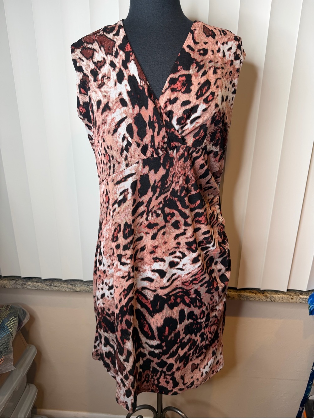 Dana Buchman sleeveless crossover dress striking pink brown leopard print SZ XL